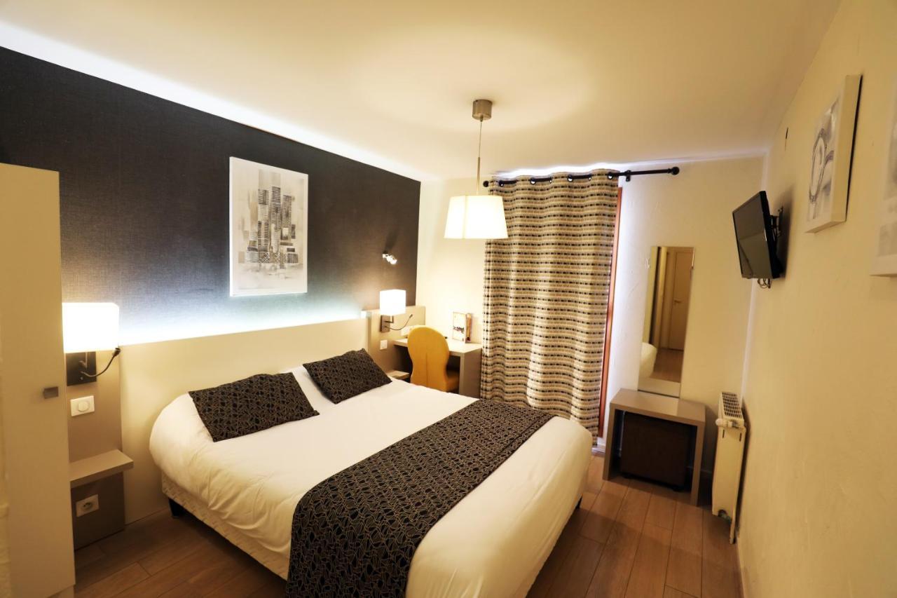 Logis Le Bourguignon Hotel 2*
